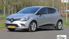 Zilver Gebruikt 2017 Renault Clio IV LIMITED Hatchback | € 9.750 (Eerlijke prijs)