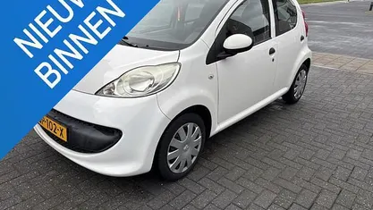 Occasion Peugeot 107 68 PK (50 kW) 2008 Wit Hatchback