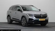 Gris schiste (tekqg) Gebruikt 2023 Renault Espace Iconic MPV | € 39.745 (Goede deal)