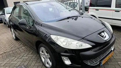 Occasion 2010 Peugeot 308 Allure Hatchback | € 2.745 (Goede deal)