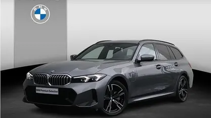 Grijs Gebruikt 2024 BMW 330 Comfort Edition Stationwagen | € 46.900 (Eerlijke prijs)