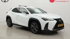 Lexus UX 250h
