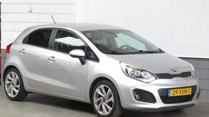 Gebruikt 2013 Kia Rio Hatchback | € 3.250 (Eerlijke prijs)