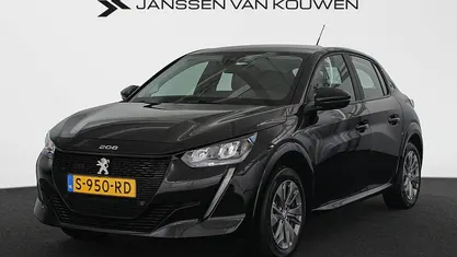 Zwart Occasion 2023 Peugeot e-208 Active Hatchback | € 18.845 (Eerlijke prijs)