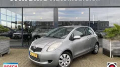Grijs Gebruikt 2006 Toyota Yaris Sol Hatchback | € 4.150 (Goede deal)