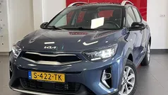 Blauw Gebruikt 2023 Kia Stonic Start SUV | € 23.950 (Eerlijke prijs)