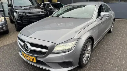 Grijs Occasion 2015 Mercedes CLS350 Sedan | € 14.995 (Goede deal)
