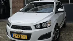 Wit Gebruikt 2011 Chevrolet Aveo LT Hatchback | € 2.795 (Eerlijke prijs)