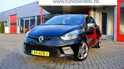 Zwart (metallic) Occasion 2015 Renault Clio IV GT-Line Hatchback | € 7.950 (Eerlijke prijs)