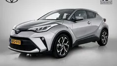 Gebruikt 2021 Toyota C-HR SUV | € 23.745 (Eerlijke prijs)