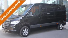 Zwart Gebruikt 2022 Mercedes Sprinter Van | € 32.945 (Eerlijke prijs)