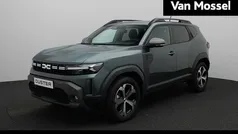 Gebruikt 2025 Dacia Duster Journey SUV | € 32.940 (Eerlijke prijs)