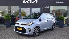Blauw, metallic lak Gebruikt 2017 Kia Picanto First Edition Hatchback | € 9.450 (Eerlijke prijs)