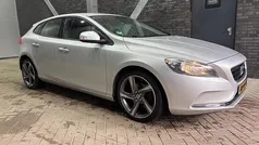 Grijs Gebruikt 2012 Volvo V40 Stationwagen | € 9.700 (Eerlijke prijs)