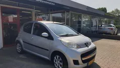 Grijs Gebruikt 2011 Peugeot 107 Hatchback | € 2.495 (Goede deal)