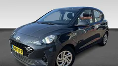 Grijs Gebruikt 2024 Hyundai i10 Comfort Hatchback | € 16.930 (Eerlijke prijs)