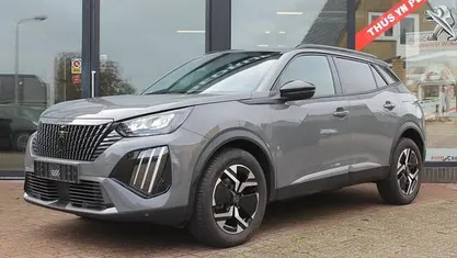 Grijs Gebruikt 2024 Peugeot 2008 Allure SUV | € 20.900 (Goede deal)