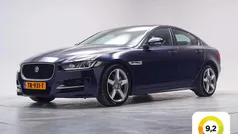 Blauw Gebruikt 2018 Jaguar XE R-Sport Sedan | € 21.945 (Eerlijke prijs)