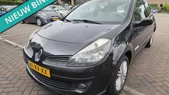 Zwart Gebruikt 2007 Renault Clio II Initiale Hatchback | € 2.999 (Eerlijke prijs)