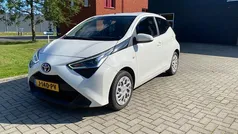 Gebruikt 2019 Toyota Aygo X-play Hatchback | € 8.950 (Eerlijke prijs)