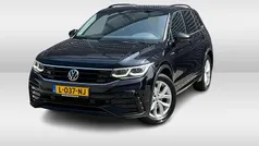 Zwart Gebruikt 2021 VW Tiguan Business+ SUV | € 29.950 (Eerlijke prijs)