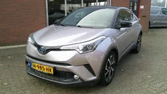 Gebruikt 2020 Toyota C-HR Style SUV | € 21.500 (Eerlijke prijs)
