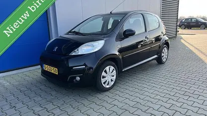 Occasion Peugeot 107 Active 68 PK (50 kW) 2013 Hatchback