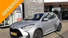 Gebruikt 2020 Toyota Yaris Hybrid Edition Hatchback | € 19.400 (Goede deal)