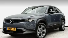 Grijs Gebruikt 2022 Mazda MX30 Exclusive-Line SUV | € 16.940 (Eerlijke prijs)