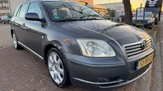 Grijs Gebruikt 2006 Toyota Avensis Luna Stationwagen | € 2.850 (Eerlijke prijs)