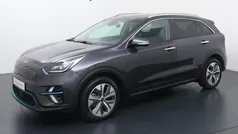 Grijs, metallic lak Gebruikt 2020 Kia e-Niro 2 SUV | € 19.840 (Super prijs)