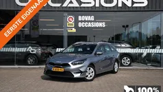 Grijs Gebruikt 2022 Kia Ceed Hatchback | € 21.950 (Eerlijke prijs)
