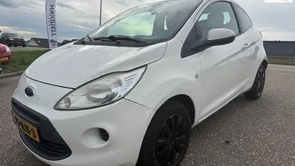 Wit Gebruikt 2010 Ford Ka Cool & Sound Edition Hatchback | € 2.599 (Eerlijke prijs)
