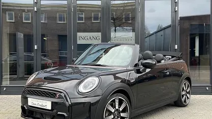 Occasion Mini Cooper S Cabriolet Classic 179 PK (131 kW) 2023 Zwart (metallic) Cabriolet