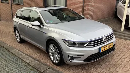 Gebruikt 2016 VW Passat Highline Stationwagen | € 12.250 (Eerlijke prijs)