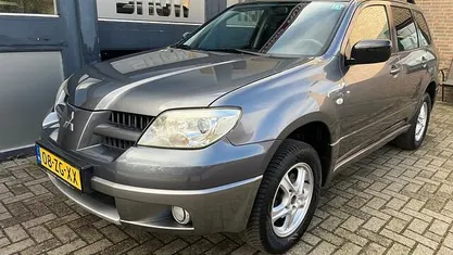 Grijs Occasion 2008 Mitsubishi Outlander Invite+ SUV | € 3.995 (Goede deal)