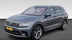 Gebruikt 2020 VW Tiguan Highline SUV | € 29.990 (Eerlijke prijs)