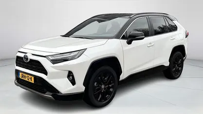 Wit Gebruikt 2025 Toyota RAV4 Hybrid SUV | € 43.950 (Eerlijke prijs)
