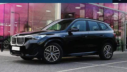 Zwart Occasion 2024 BMW X1 Comfort Edition SUV | € 45.950 (Eerlijke prijs)