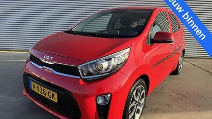 Rood Gebruikt 2022 Kia Picanto Hatchback | € 14.900 (Eerlijke prijs)