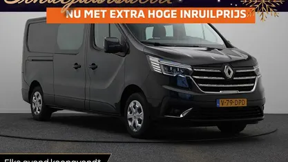 Zwart Gebruikt 2024 Renault Trafic MPV | € 25.767 (Goede deal)
