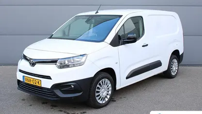 Gebruikt 2022 Toyota Proace City City MPV | € 15.722 (Eerlijke prijs)