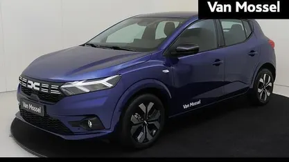 Blauw, metallic lak Occasion 2025 Dacia Sandero Journey Hatchback | € 21.940 (Eerlijke prijs)