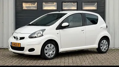 Gebruikt 2011 Toyota Aygo Hatchback | € 3.450 (Goede deal)