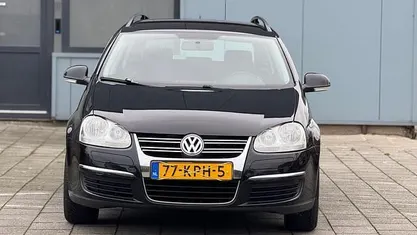 Zwart Gebruikt 2010 VW Golf Comfortline Stationwagen | € 3.999 (Eerlijke prijs)
