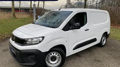 Wit Nieuw 2026 Opel Combo-e Life Comfort Van | € 26.695 (Eerlijke prijs)