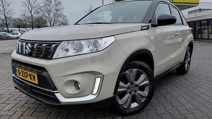 Occasion 2019 Suzuki Vitara Hatchback | € 15.950 (Eerlijke prijs)