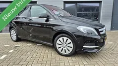 Zwart Gebruikt 2016 Mercedes B250e MPV | € 10.900 (Super prijs)