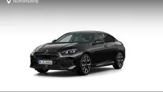 Zwart Nieuw 2025 BMW 220 M Sport Coupé | € 55.557 (Goede deal)