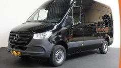Zwart Gebruikt 2024 Mercedes Sprinter Van | € 38.900 (Eerlijke prijs)